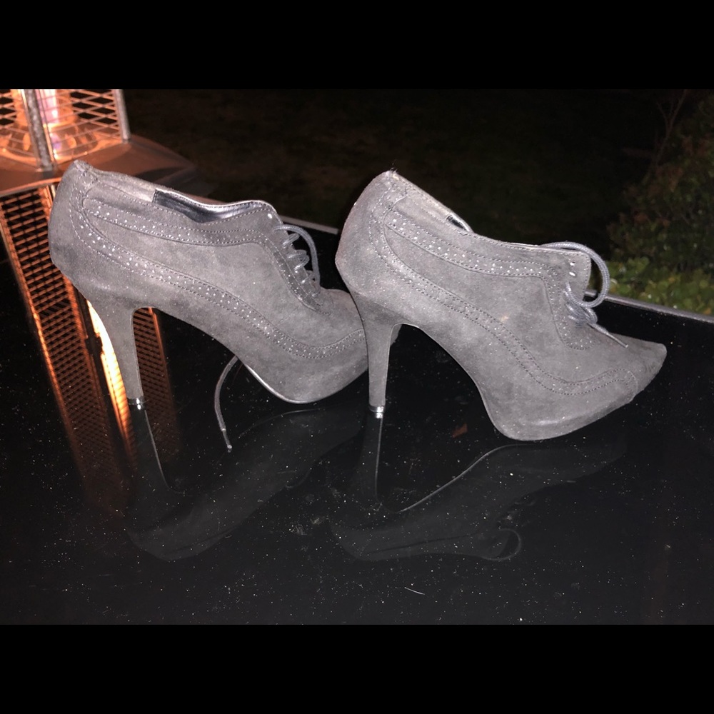 Black shoes